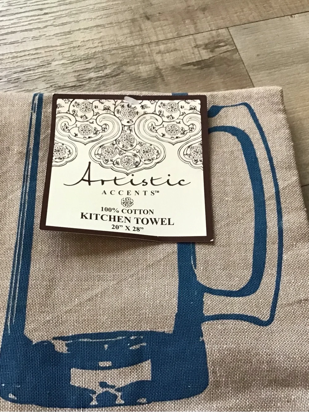 Artistic Accents kitchen towel